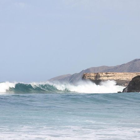 Wellenkind Surfschool Hostel La Pared  Luaran gambar